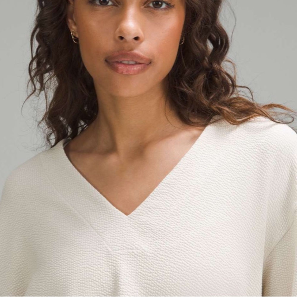 Lululemon Textured V-Neck Pullover Bone - Picture 3 of 10
